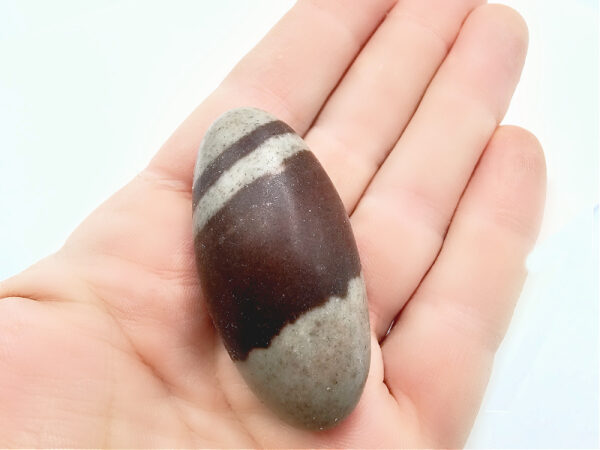 Shiva Lingam Stone B (44g) - Image 2