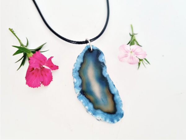 Blue Agate Slice Necklace, slice, blue gemstone, blue agate, necklace, India