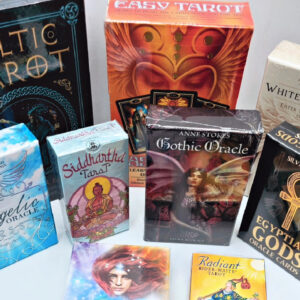 Tarot & Oracle Cards