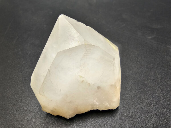 Clear Quartz Rough Point E (134g)