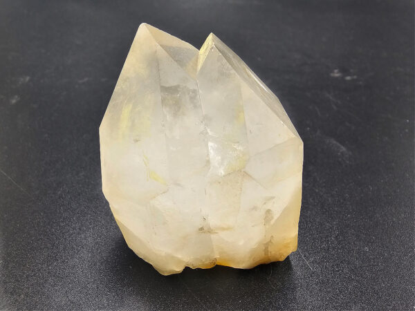 Clear Quartz Rough Point L (134g)