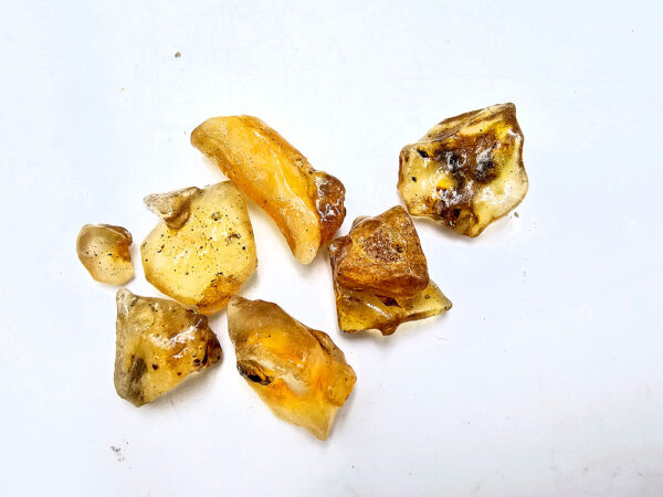 Natural Honey Gold Copal Amber Pack Mix (5g) - Image 4