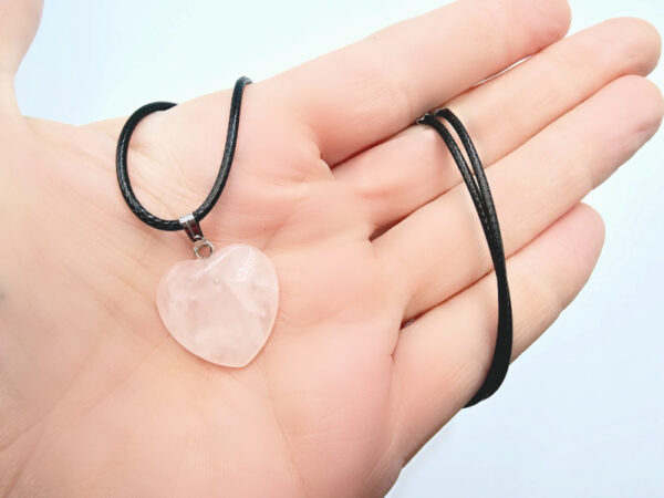 Necklace Heart Rose Quartz (1.5cm) - Image 2