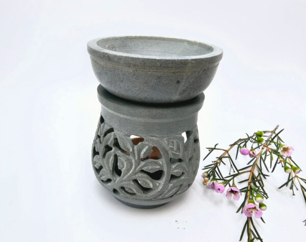 Oil Burner Soapstone Round Leaf (10cm) - Image 2