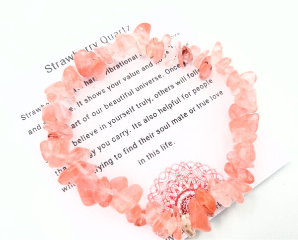 Strawberry Quartz Chips Bangle