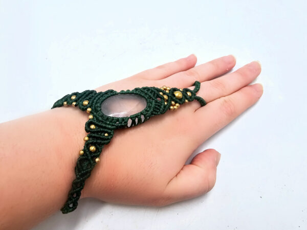 Macrame Hand Bracelet Green (Rose Quartz)