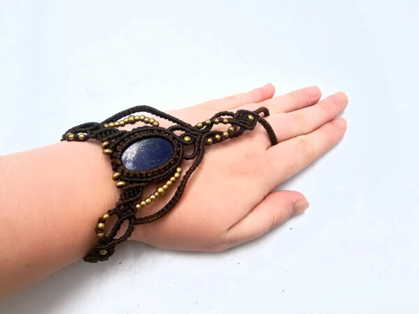 Macrame Hand Bracelet Brown (Lapis Lazuli)