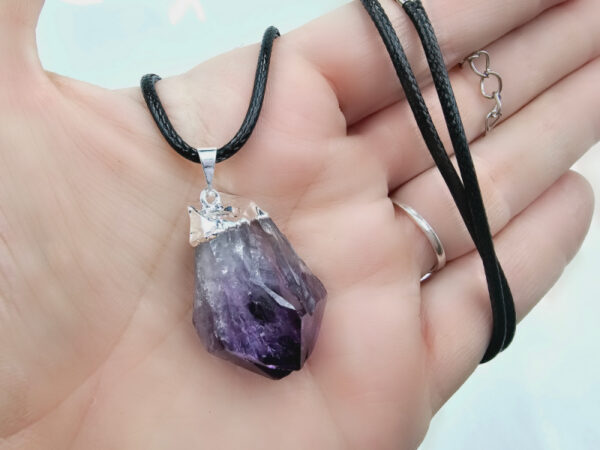 Amethyst Rough Point Necklace - Image 2