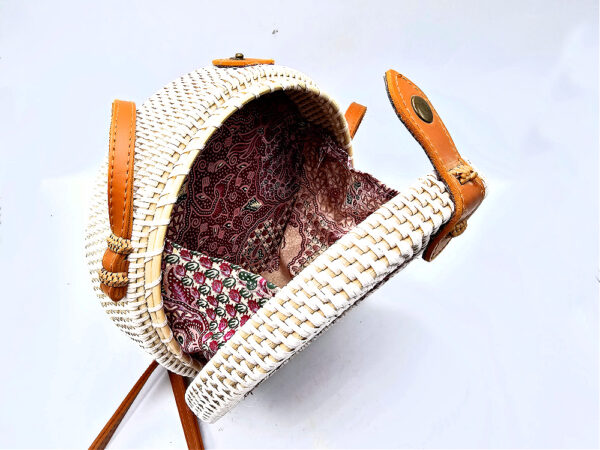 BOHO Rattan Natural & White Braid Pattern Bag - Image 2