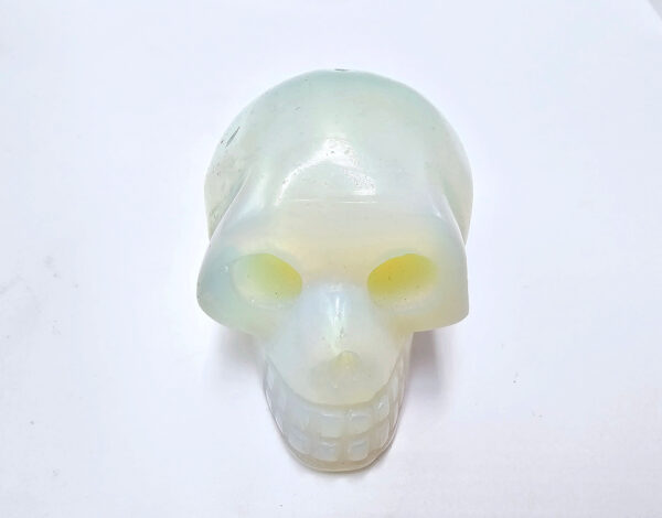 Opalite Glass Skull (4cm) - Image 3