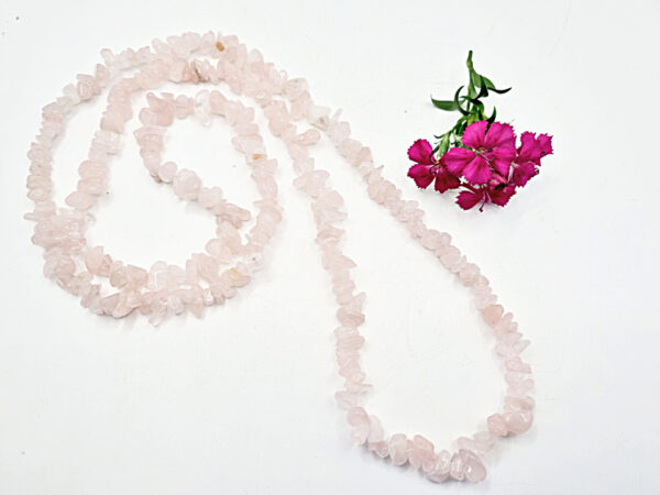 Rose Quartz Stone Chipped Necklace