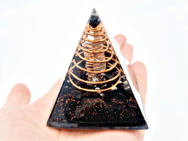 Shungite Orgonite Pyramid (7cm) - Image 2