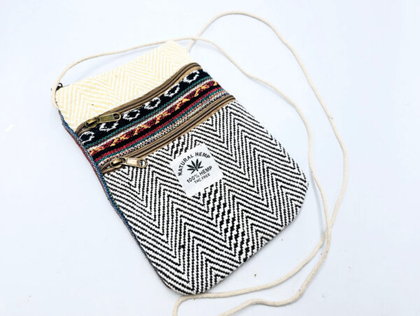 Hemp Three Pouch 20cm (E)