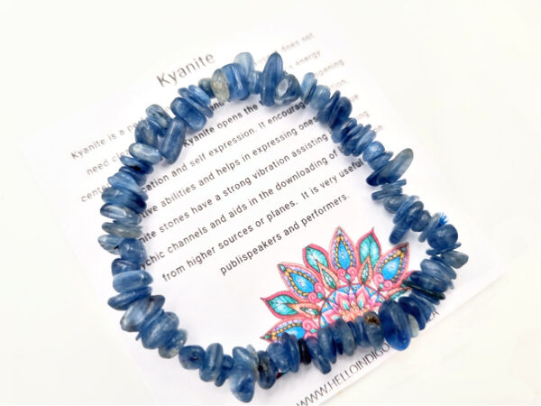 Kyanite Chips Bangle