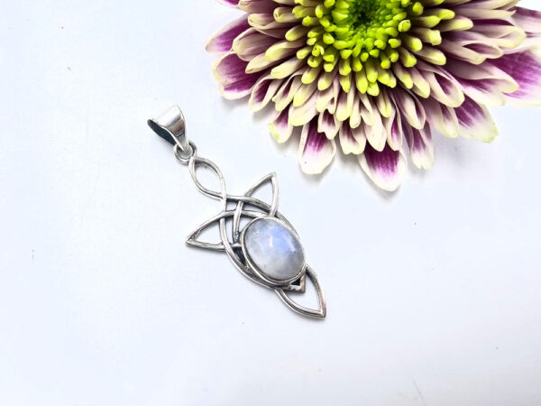 Celtic Moonstone Pendant (925 Silver)