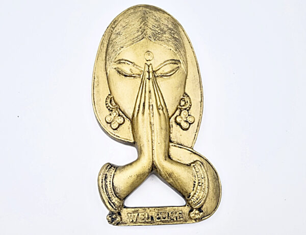 Namaste' Welcome Sign GOLD (28 cm)