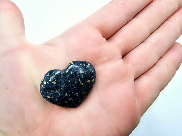 Dumortierite Heart I (20g)