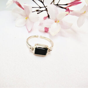 Black Onyx Ring Square Side Circles (925 Silver)