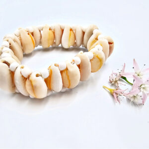 Cowrie Bangle Stretch