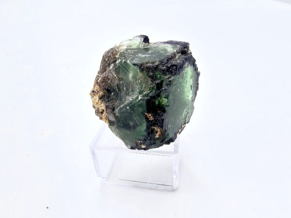 Okorusu fluorite with a phantom and sand inclustions