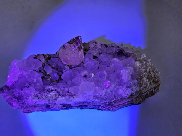 Dogtooth Calcite on Drusy Quartz Cluster B (180g) - Image 2