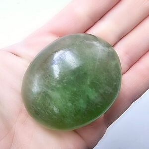 Fluorite Palm Stone Emerald Green D (132g)