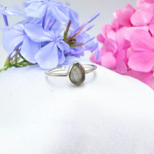 Labradorite Tear Ring (925 Silver)