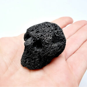Lava Stone Skull (4x2cm)