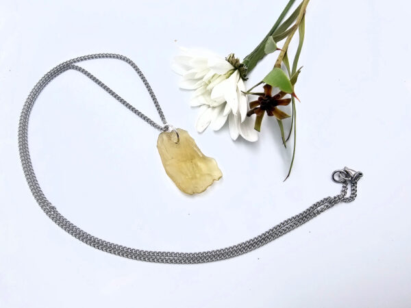 Libyan Desert Glass Necklace C (5.2g) - Image 2