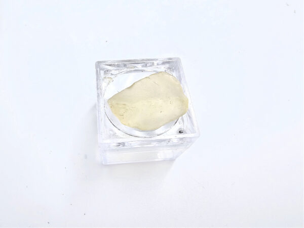 Libyan Desert glass round rough