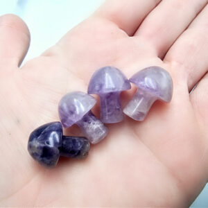 Mini Amethyst Mushroom (2cm)