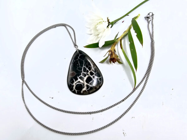 Orca Agate Necklace Drop Large - Image 2