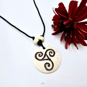 Triskele Necklace Round White