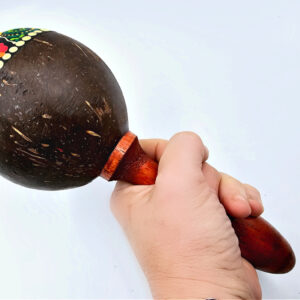Coconut Shaker Large (21cm)