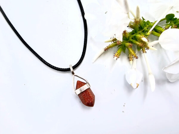 Goldstone Mini Crystal Point Necklace (925 Silver)