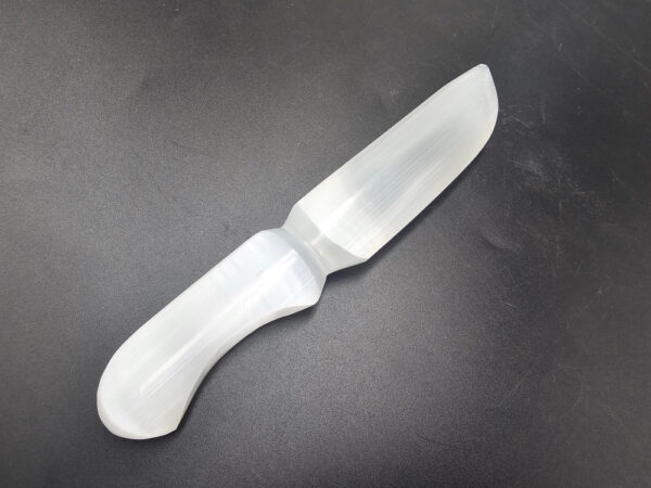 Selenite Knife Serrated (25cm)