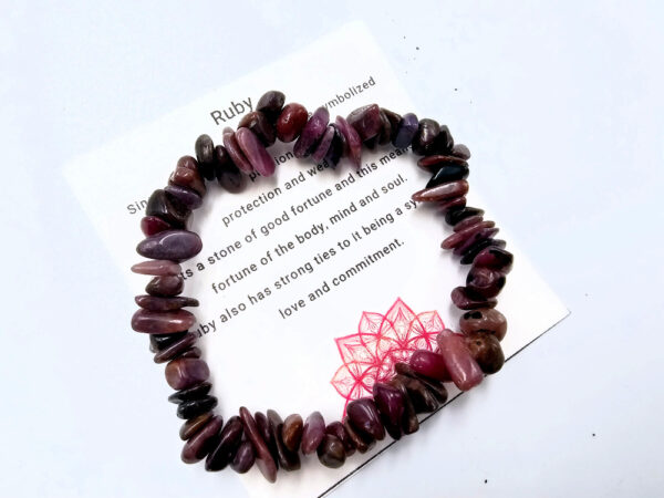 Ruby Stone Chip Bangle