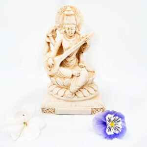 Saraswati statue (16cm)