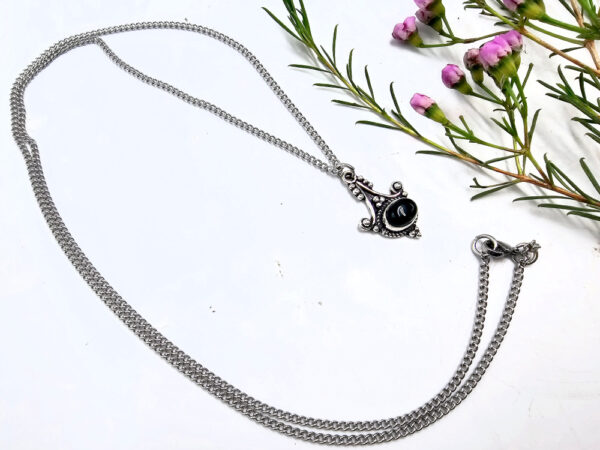 Black Onyx Detailed Drop Necklace - Image 2