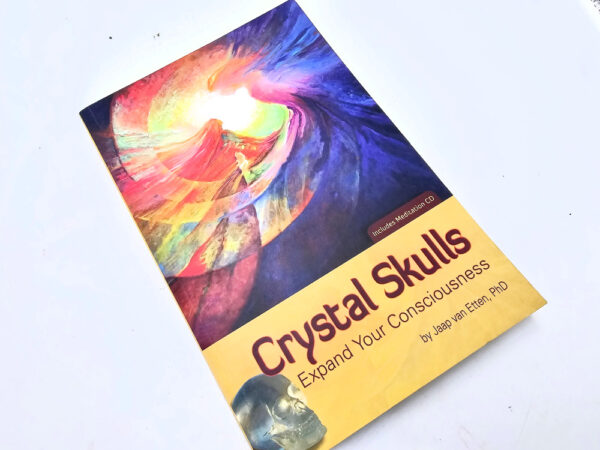 Crystal Skulls book by Jaap van Etten