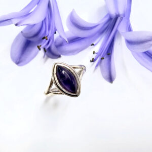 *Amethyst Diamond Ring (925 Silver)