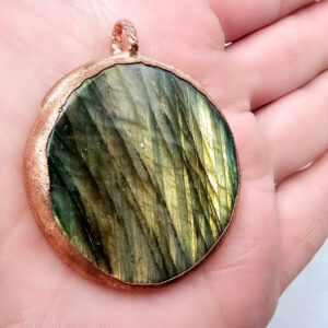 Labradorite Round Copper Pendant