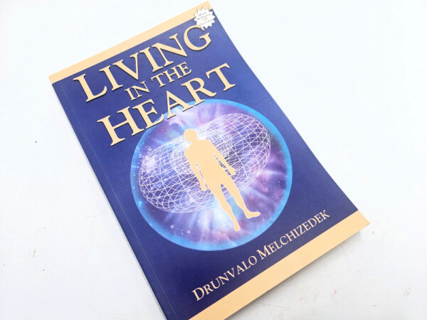 Living in the Heart book by Drunvalo Melchizedek