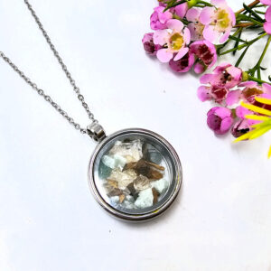 Lucky Locket Crystal Chips