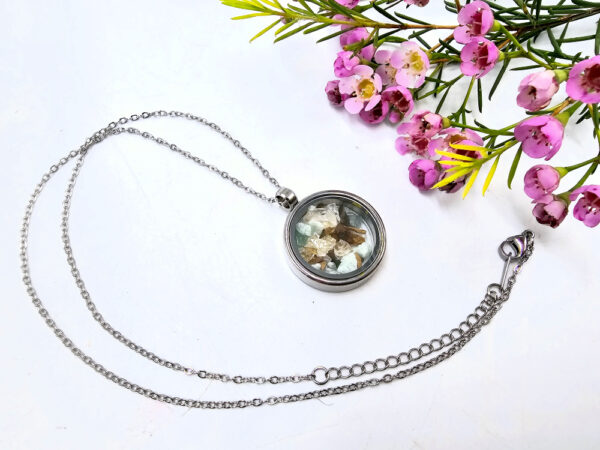 Lucky Locket Crystal Chips - Image 2