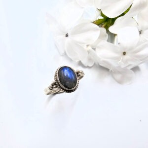 Labradorite Oval Ring  (925 Silver)