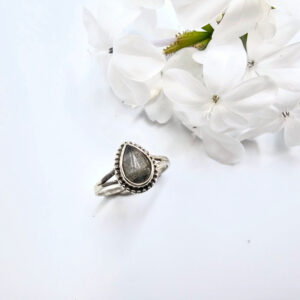Labradorite Dotted Tear Ring (925 Silver)