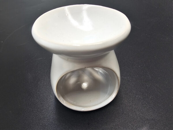 Oil Burner Ceramic Round White (6.5cm) - Image 2