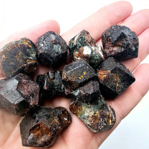 Pyrope Garnets with Fuchsite Rough  (15-25g)