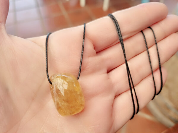 Honey Calcite Tumbled Stone Necklace (Creativity) - Image 2